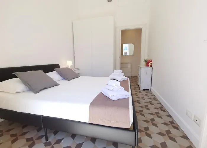 Vittorio Emanuele 71 * Bari