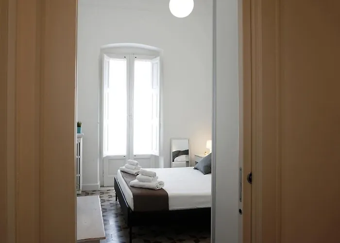 Vittorio Emanuele 71 Appartement *