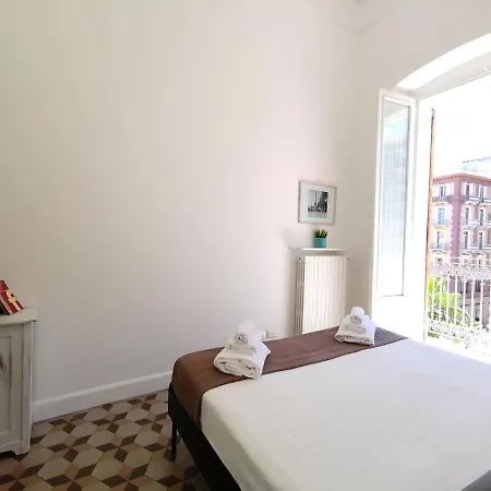 Vittorio Emanuele 71 Apartment